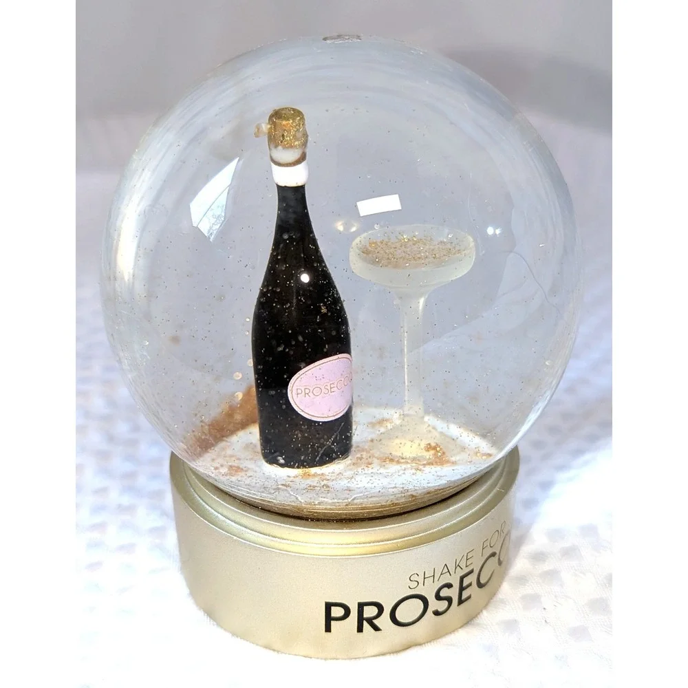 Talking Tables shake prosecco